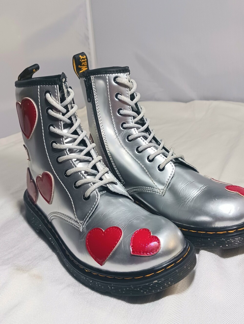 Dr  Martens Metallic Hearts Boots - Picture 4 of 15